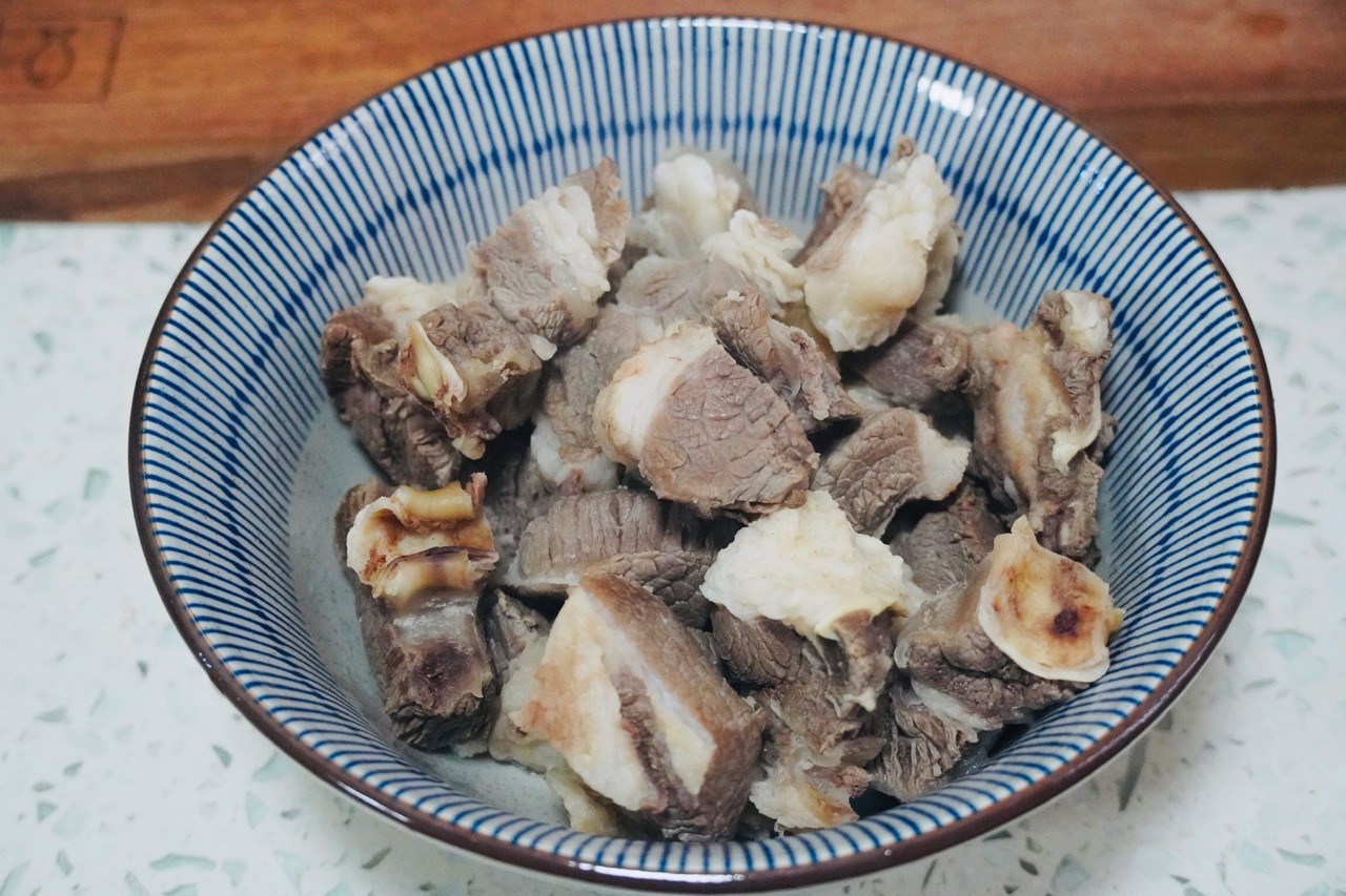 番茄红烩牛腩