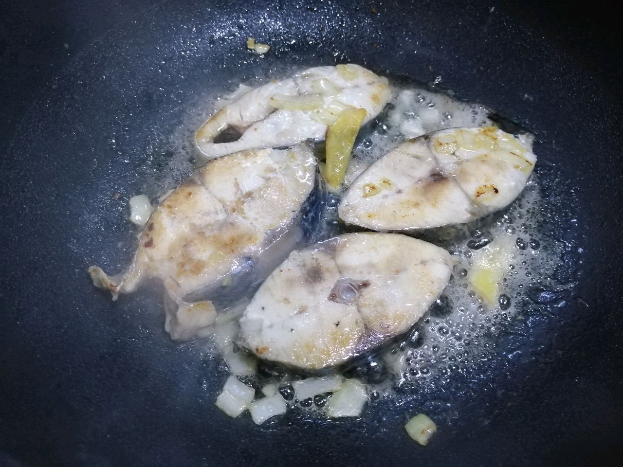番茄酱炖鲅鱼