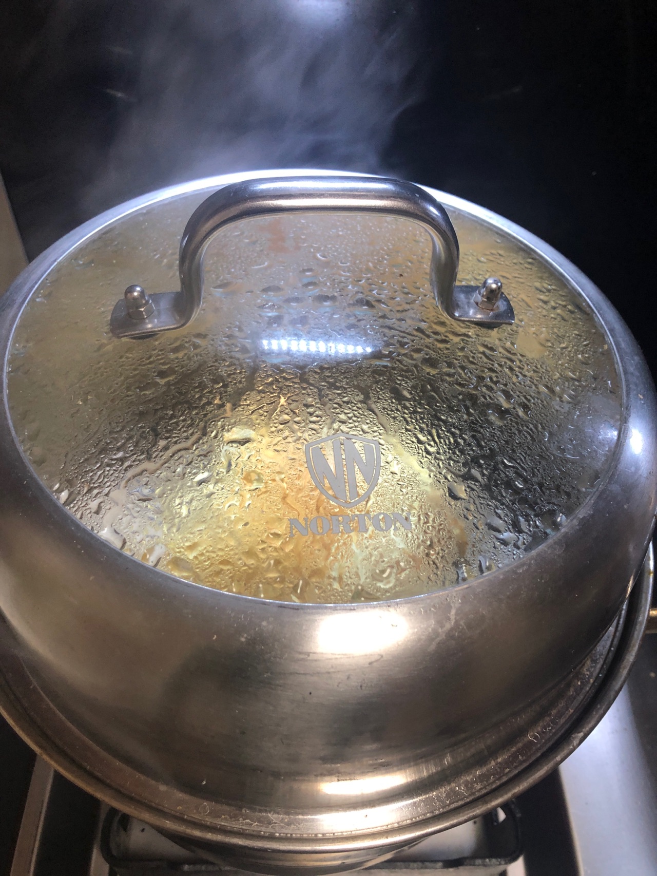 蕃茄酱碰蛋肉卷