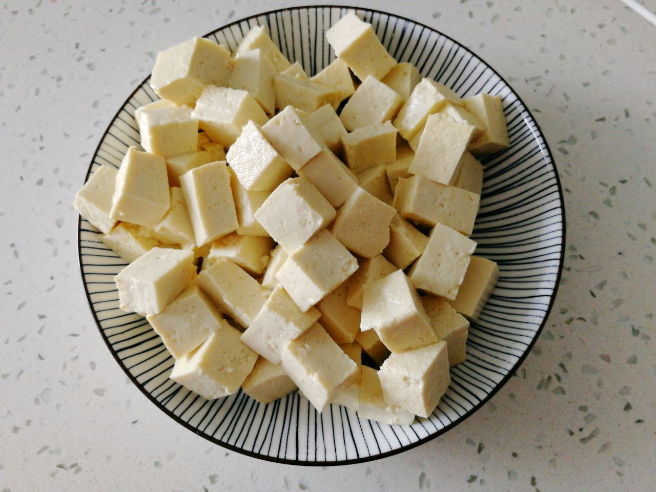 番茄金针菇豆腐汤