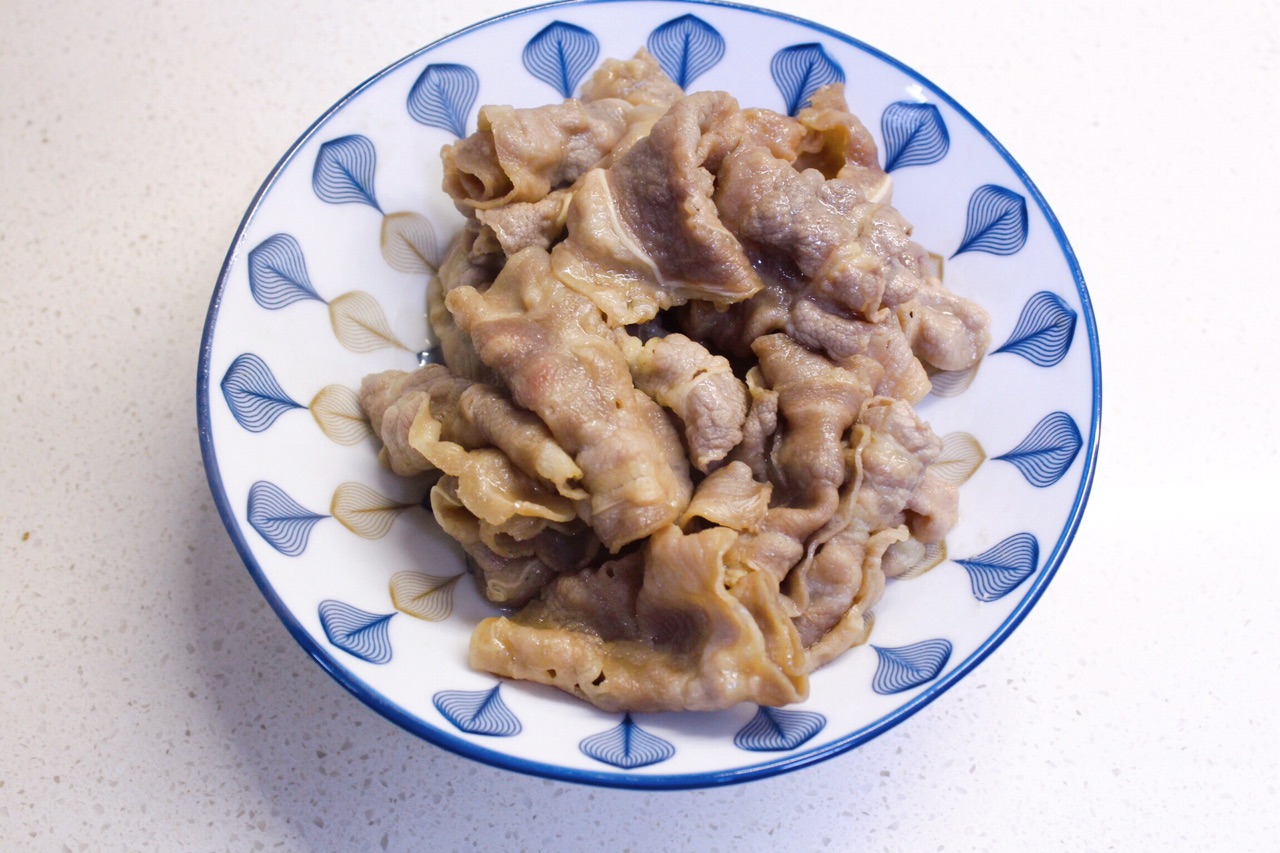 番茄菌菇肥牛