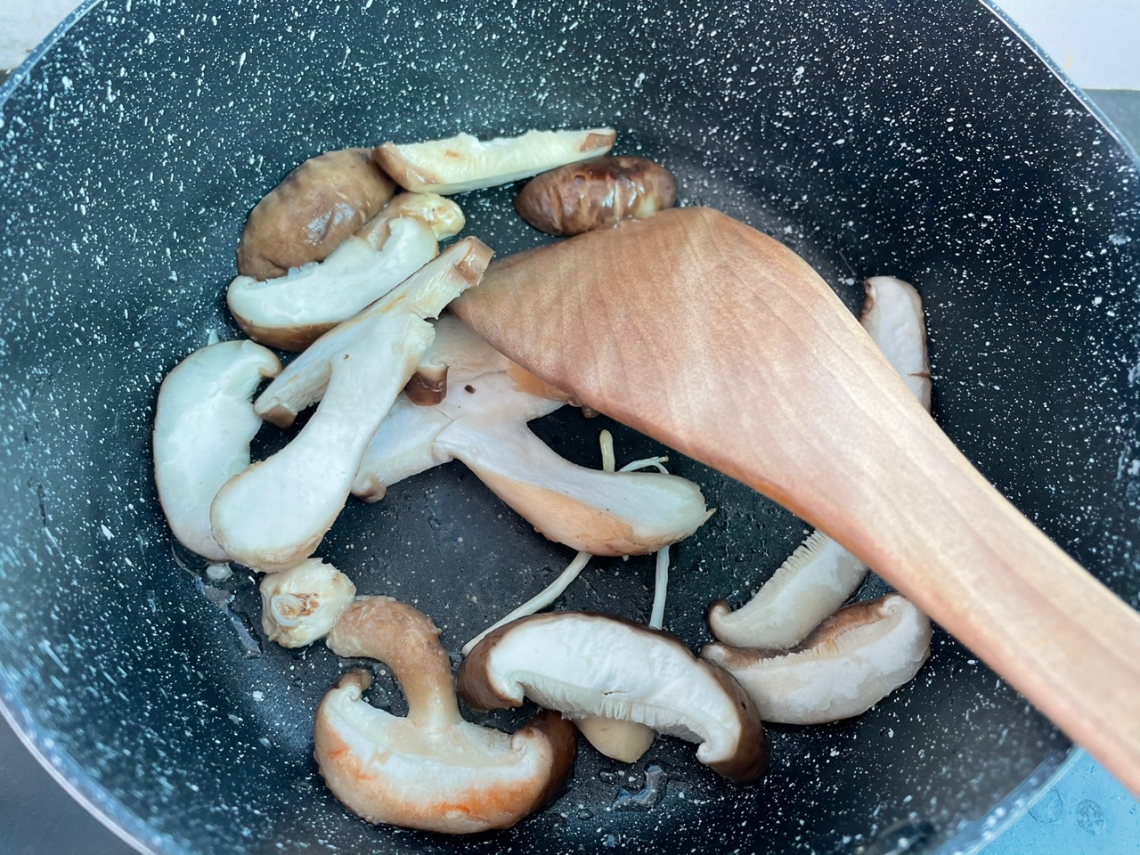 番茄菌菇汤