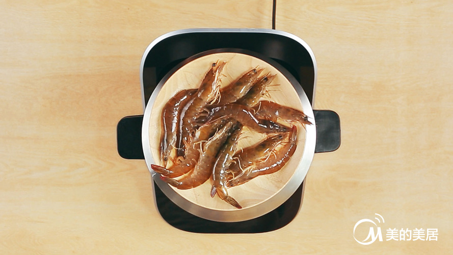 番茄罗勒烩虾