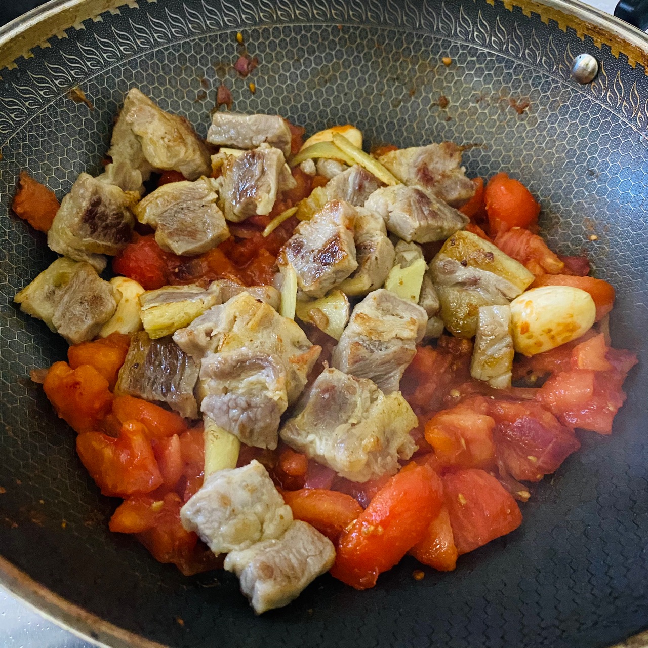 番茄焖牛腩