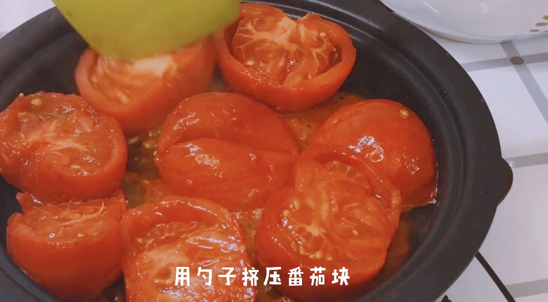番茄浓汤餐蛋面