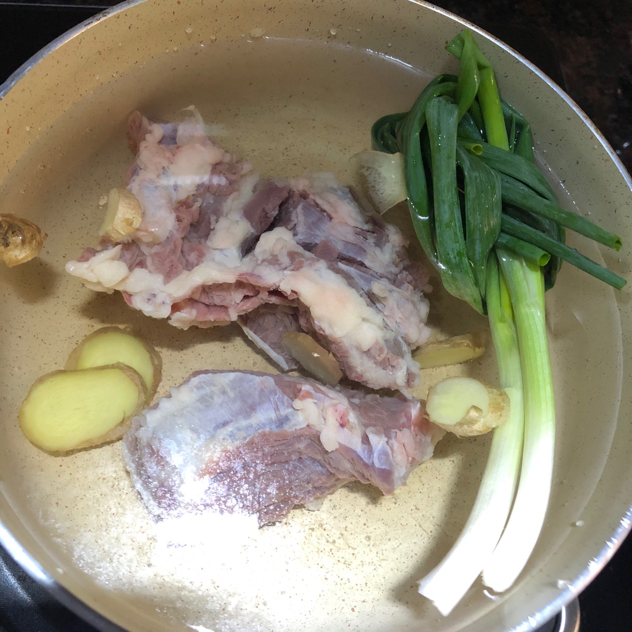番茄土豆焖牛腩