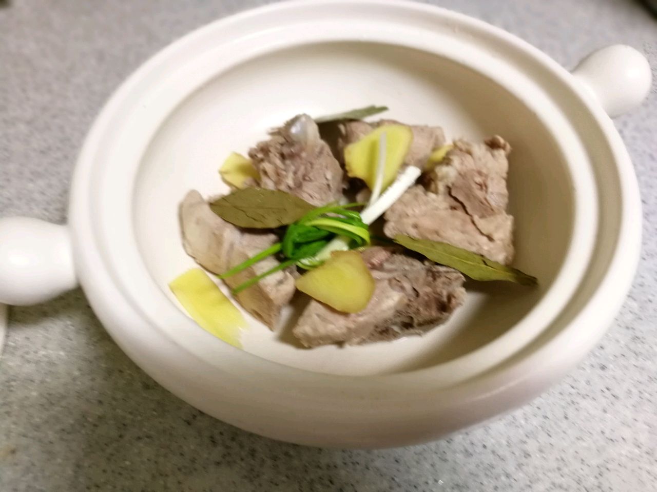 番茄玉米骨头汤