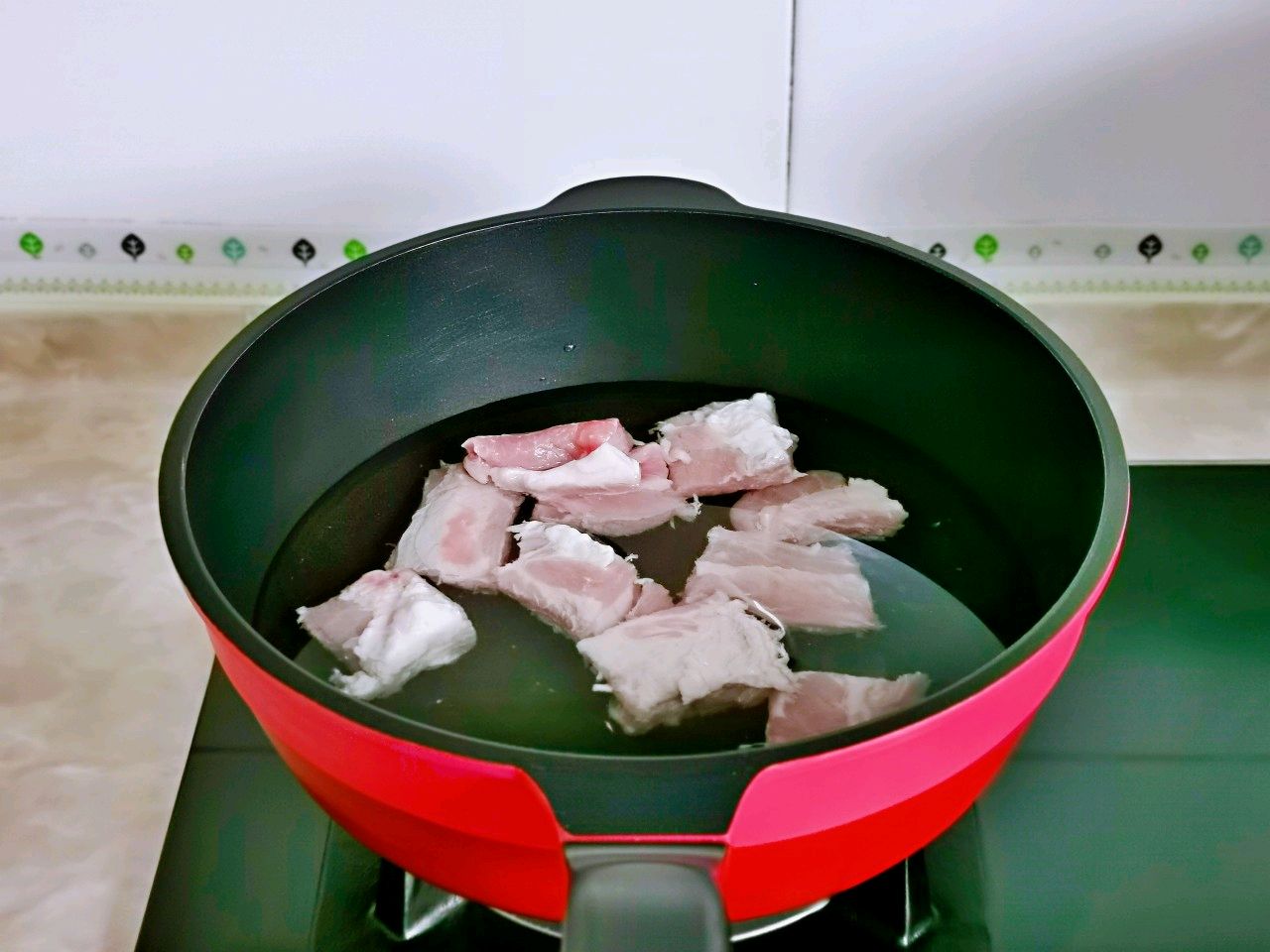 番茄玉米排骨汤