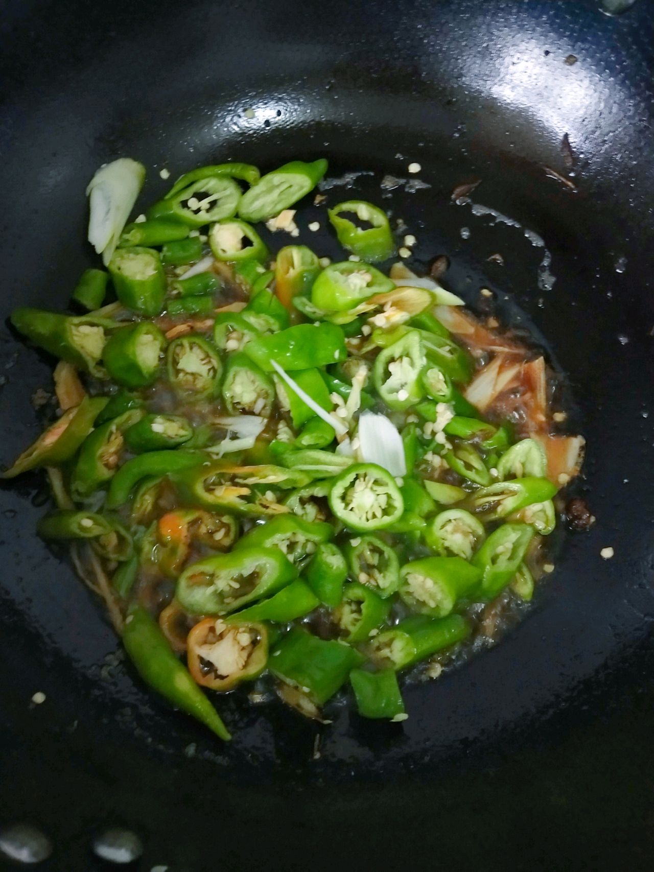 饭扫光——辣椒炒猪血