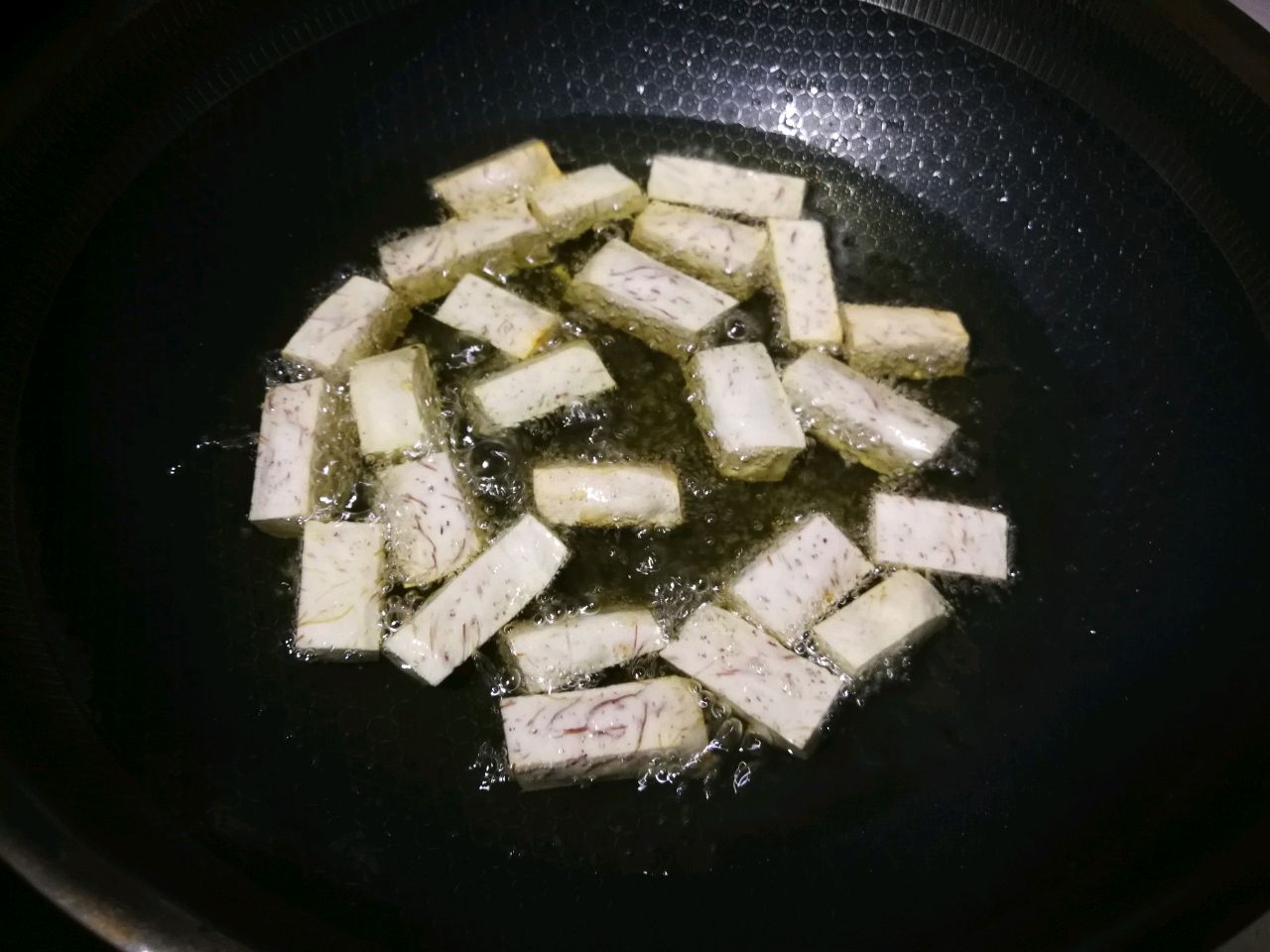 反沙芋头