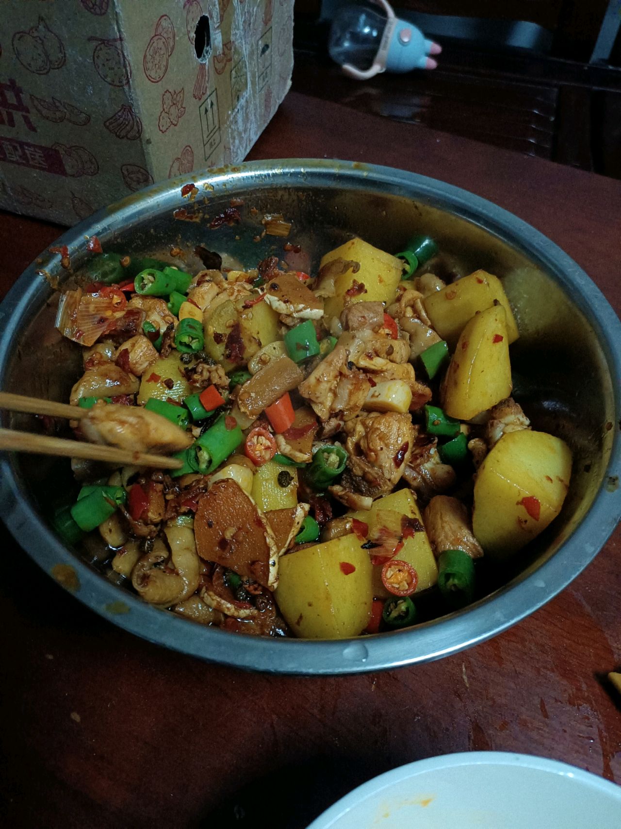 肥肠鸡