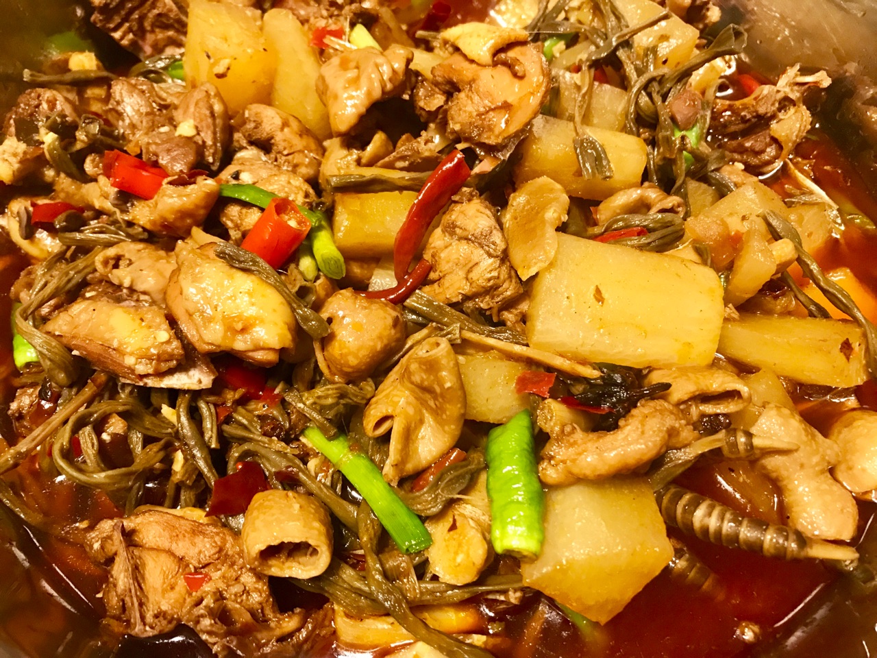 肥肠鸡火锅