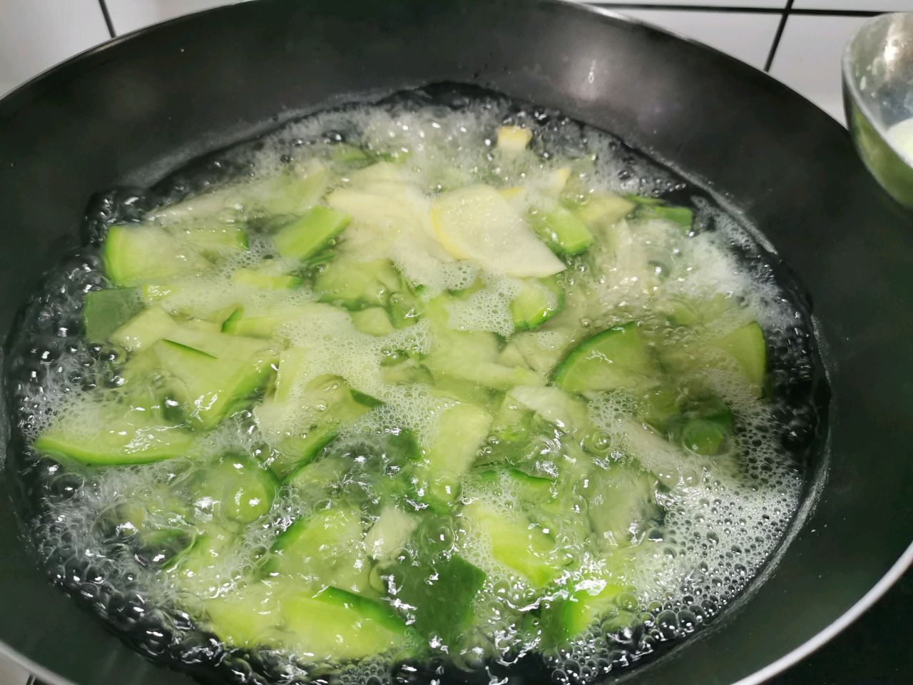 翡翠白玉饺