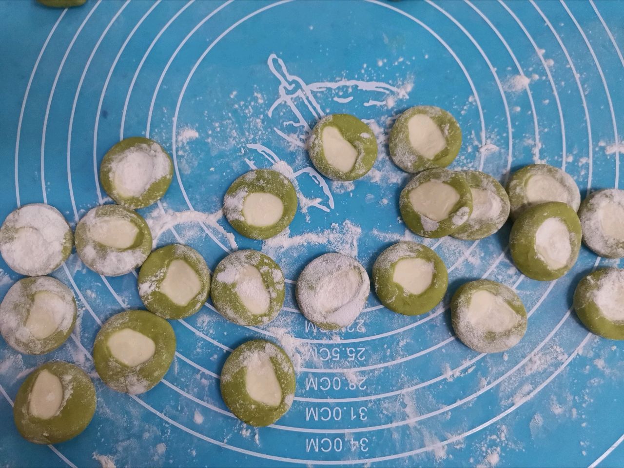 翡翠芹菜猪肉水饺