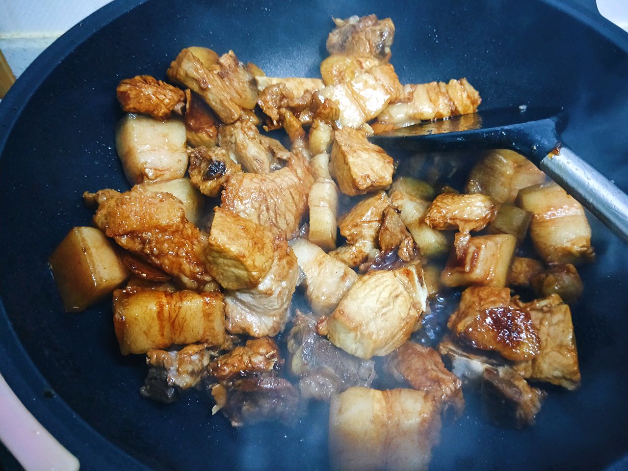 肥而不腻的红烧肉