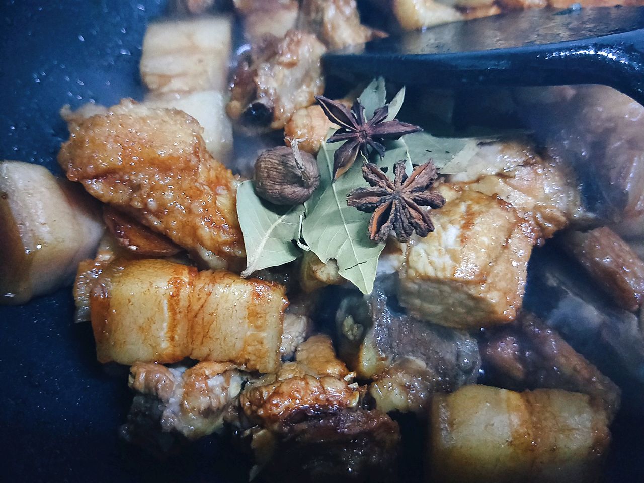 肥而不腻的红烧肉