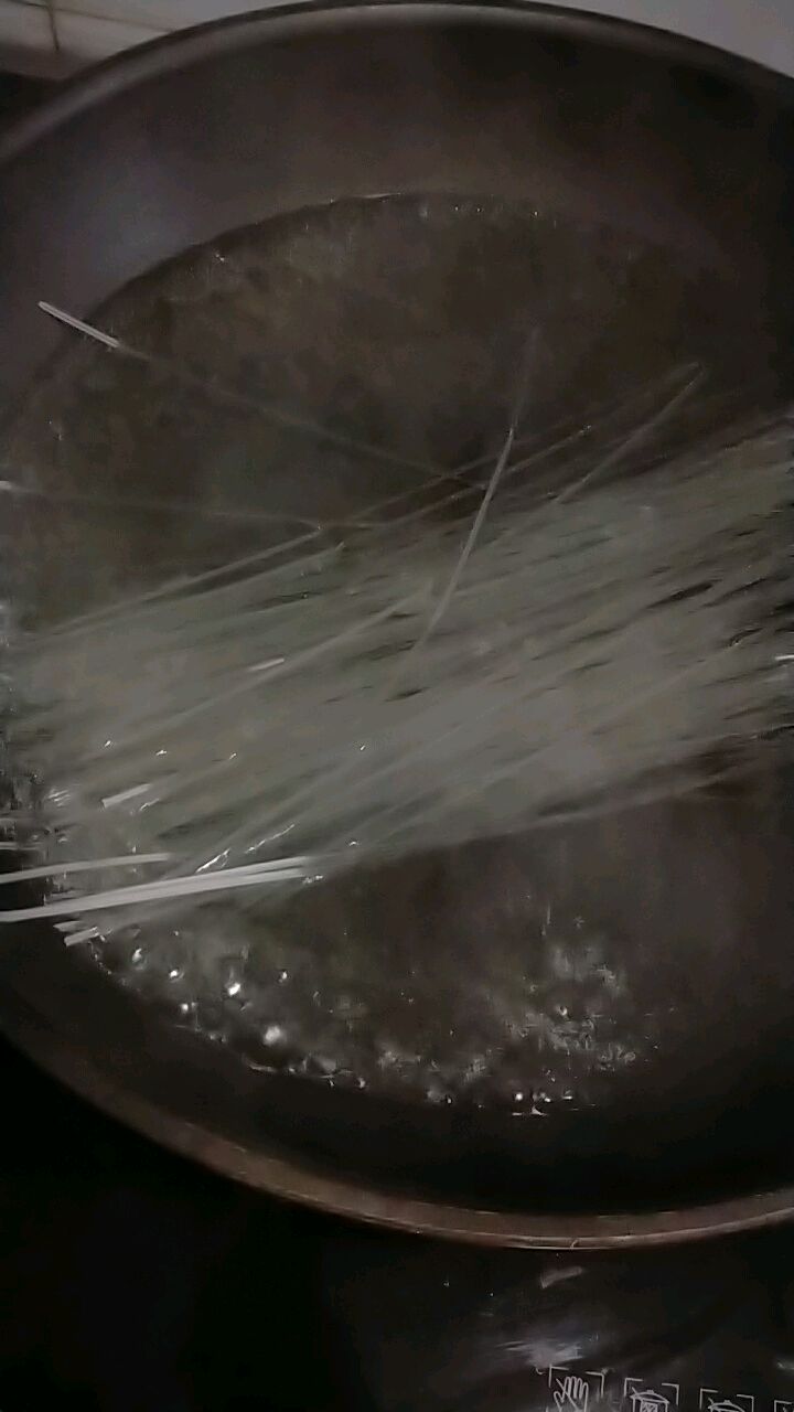 肥牛红薯粉