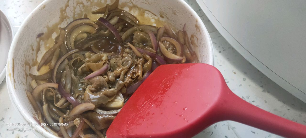 肥牛杂粮饭