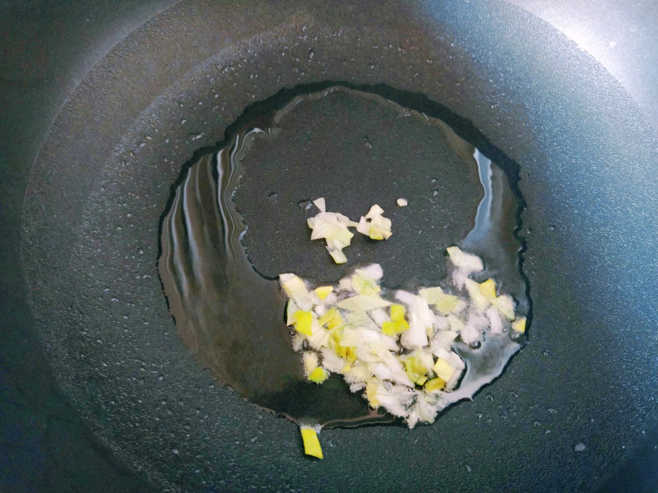 分分钟钟光盘的香辣豆腐