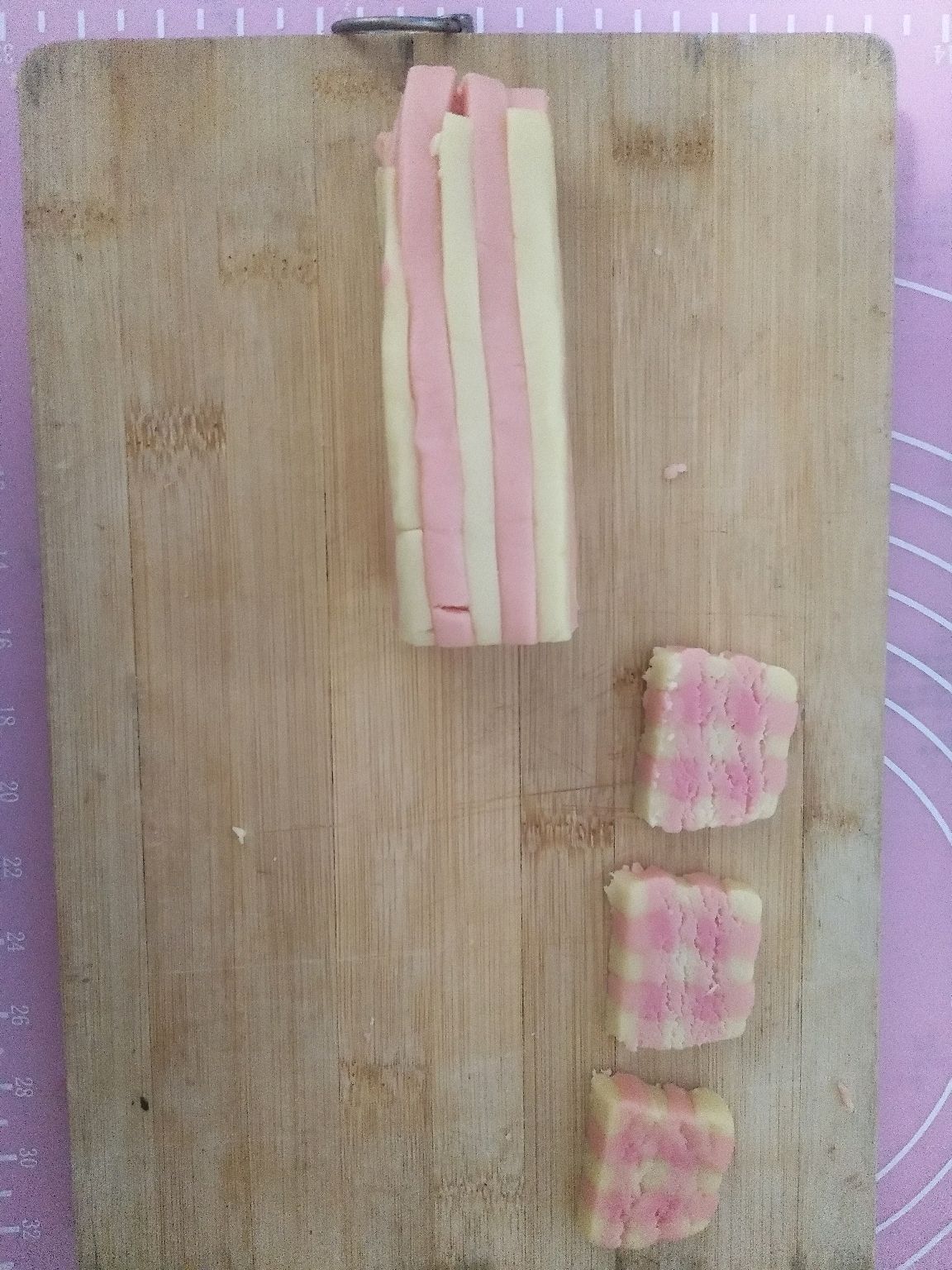 粉红格子饼干️
