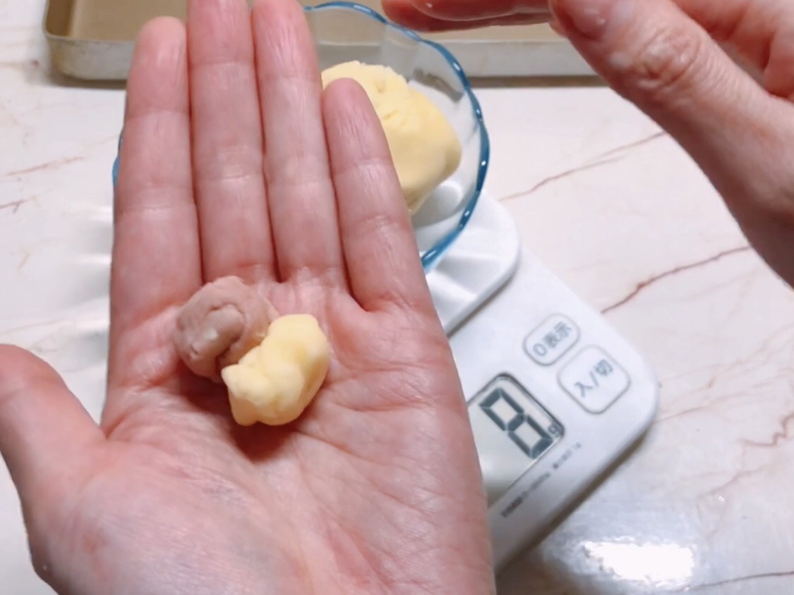 粉红双色玛格丽特小饼干