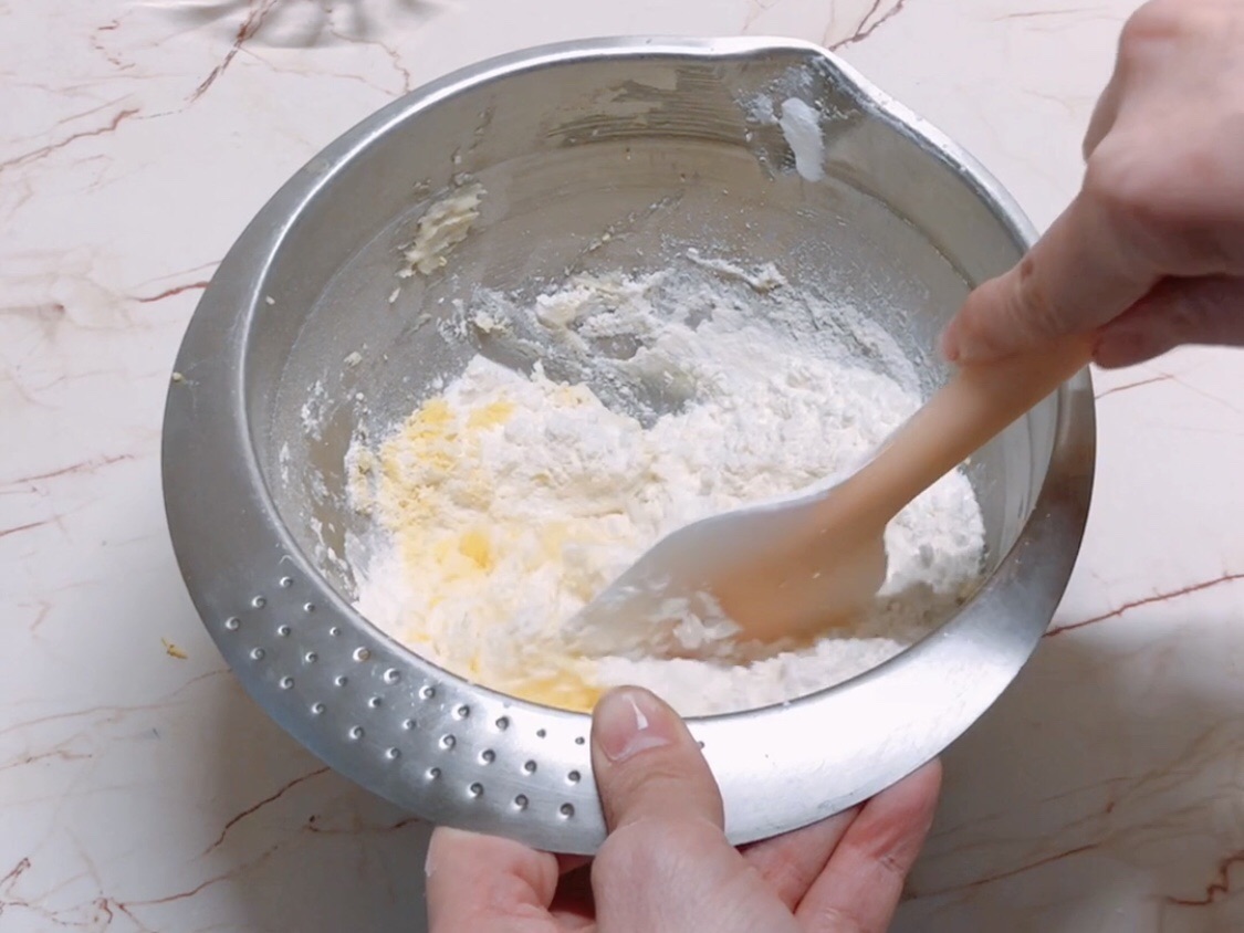 粉红双色玛格丽特小饼干