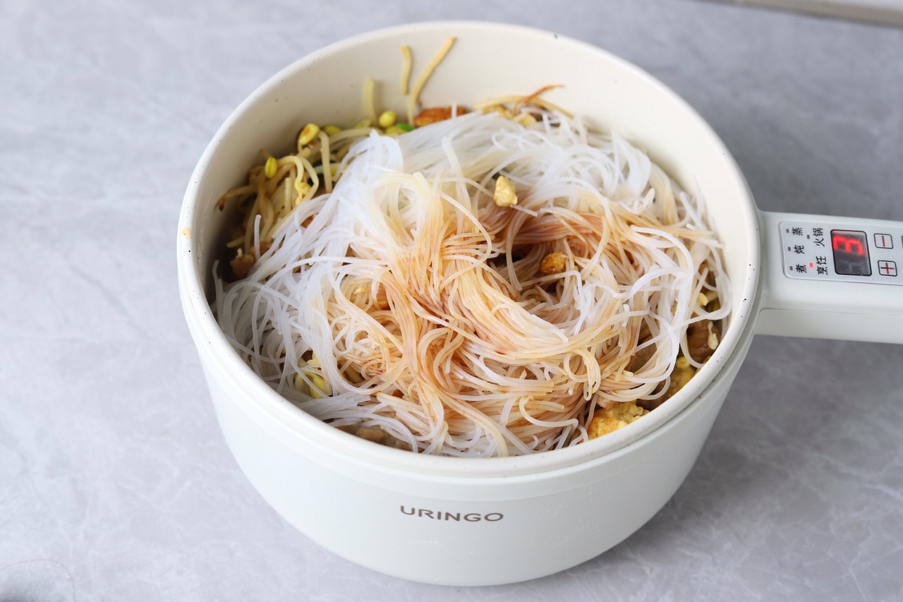 粉丝鸡蛋卷春饼