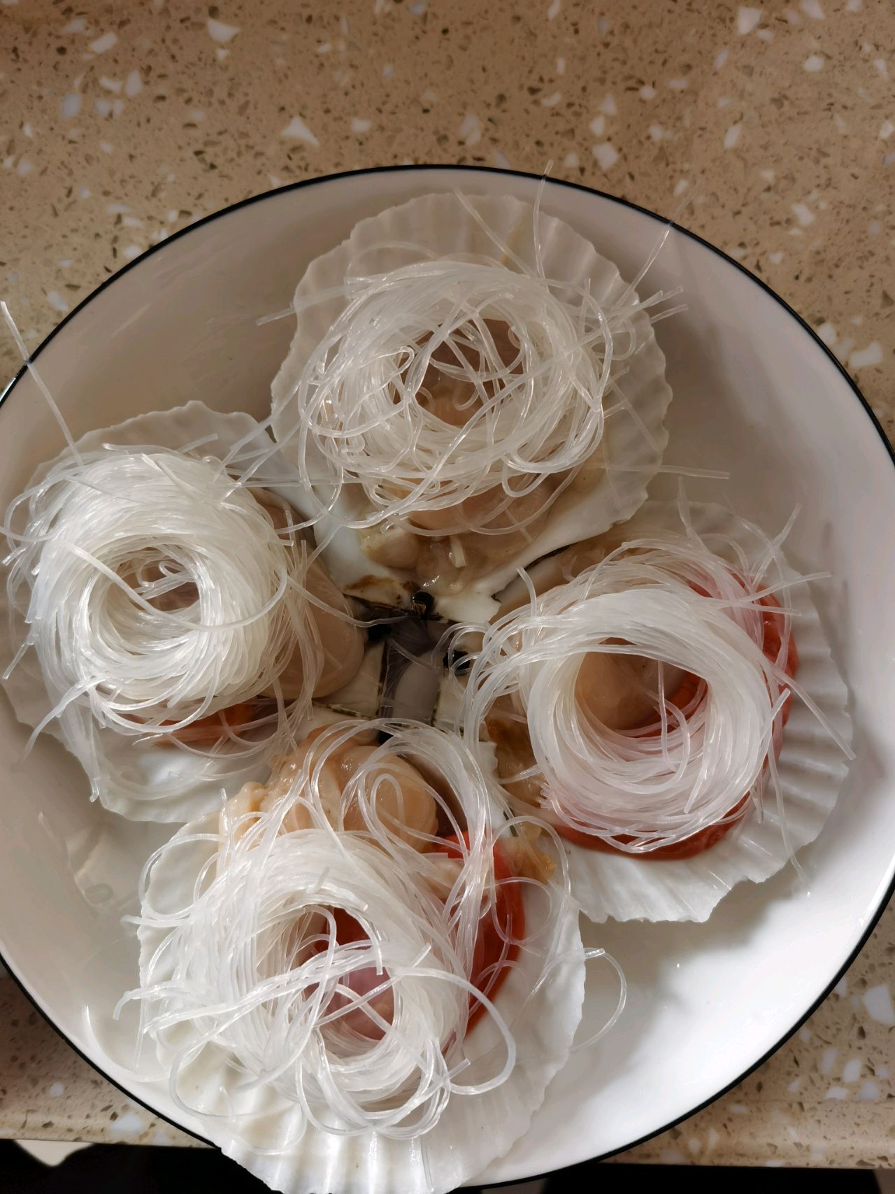粉丝蒸扇贝