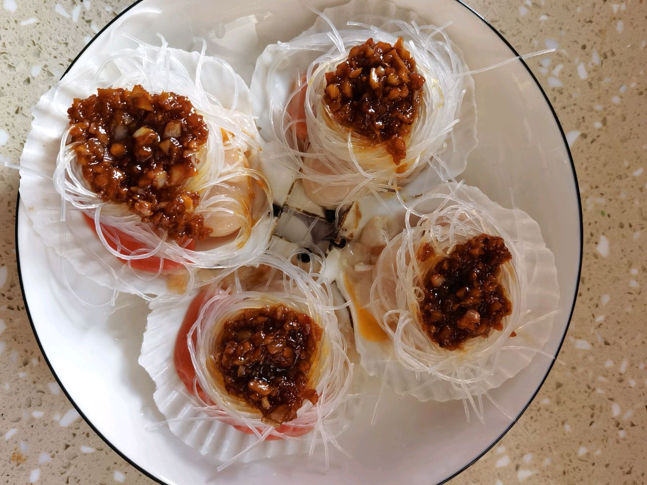 粉丝蒸扇贝