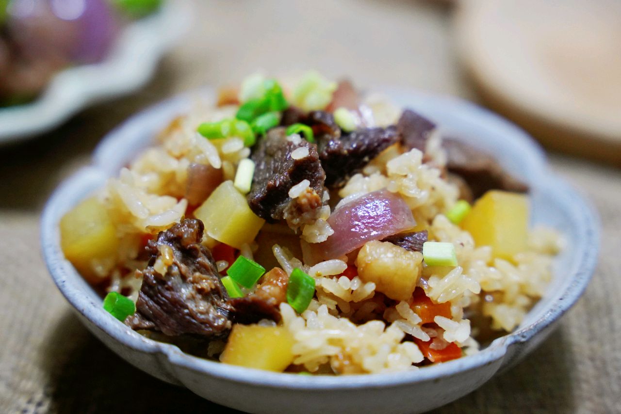 风干肉手抓饭