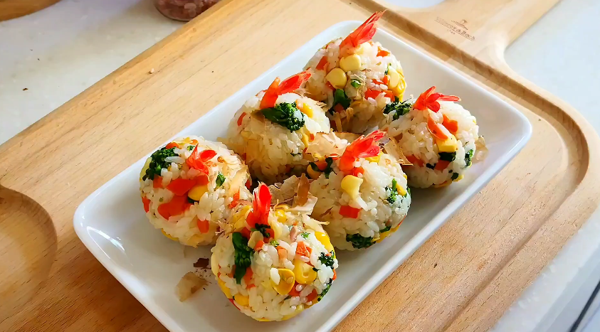 凤尾加拿大北极虾饭团