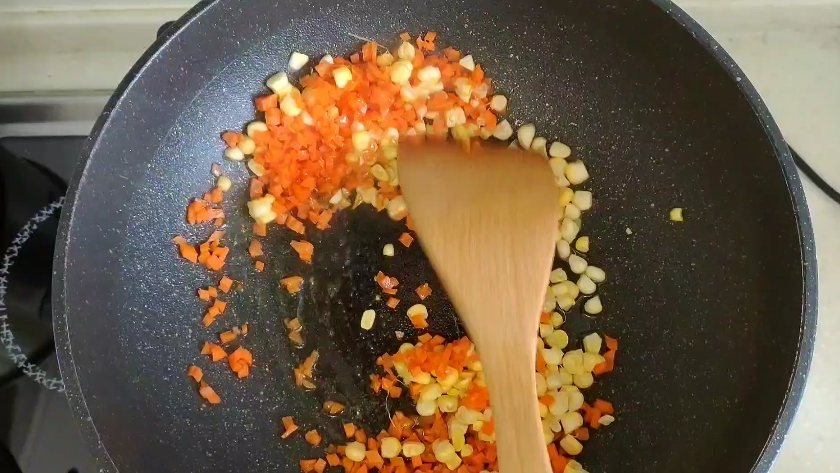 凤尾加拿大北极虾饭团