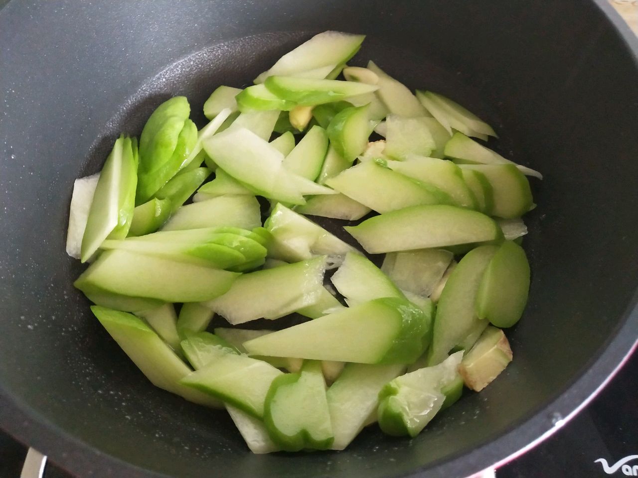 佛手瓜彩椒炒黑木耳