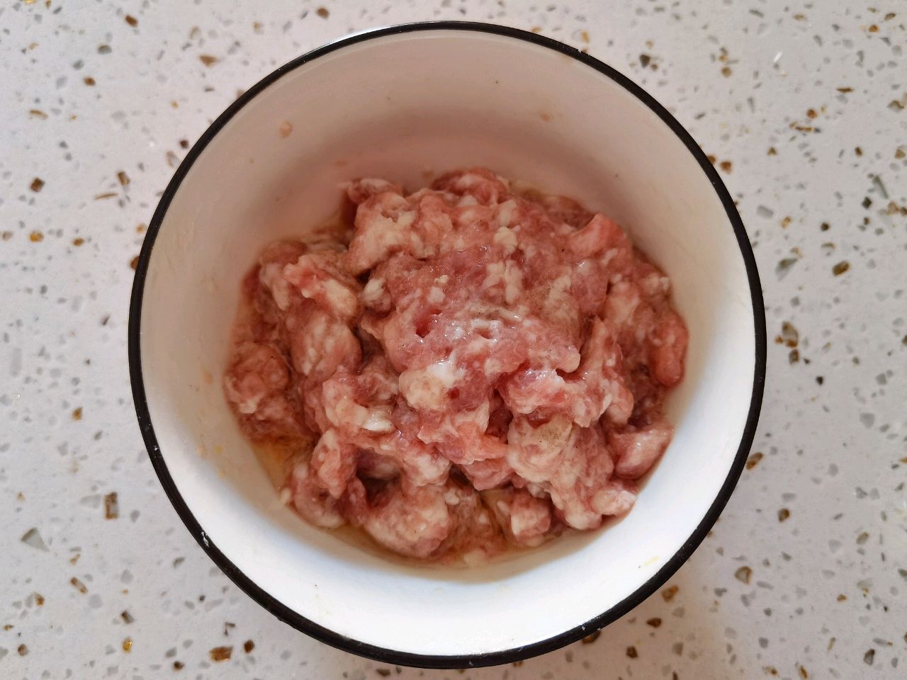 富贵吉祥京酱肉丝豆皮卷