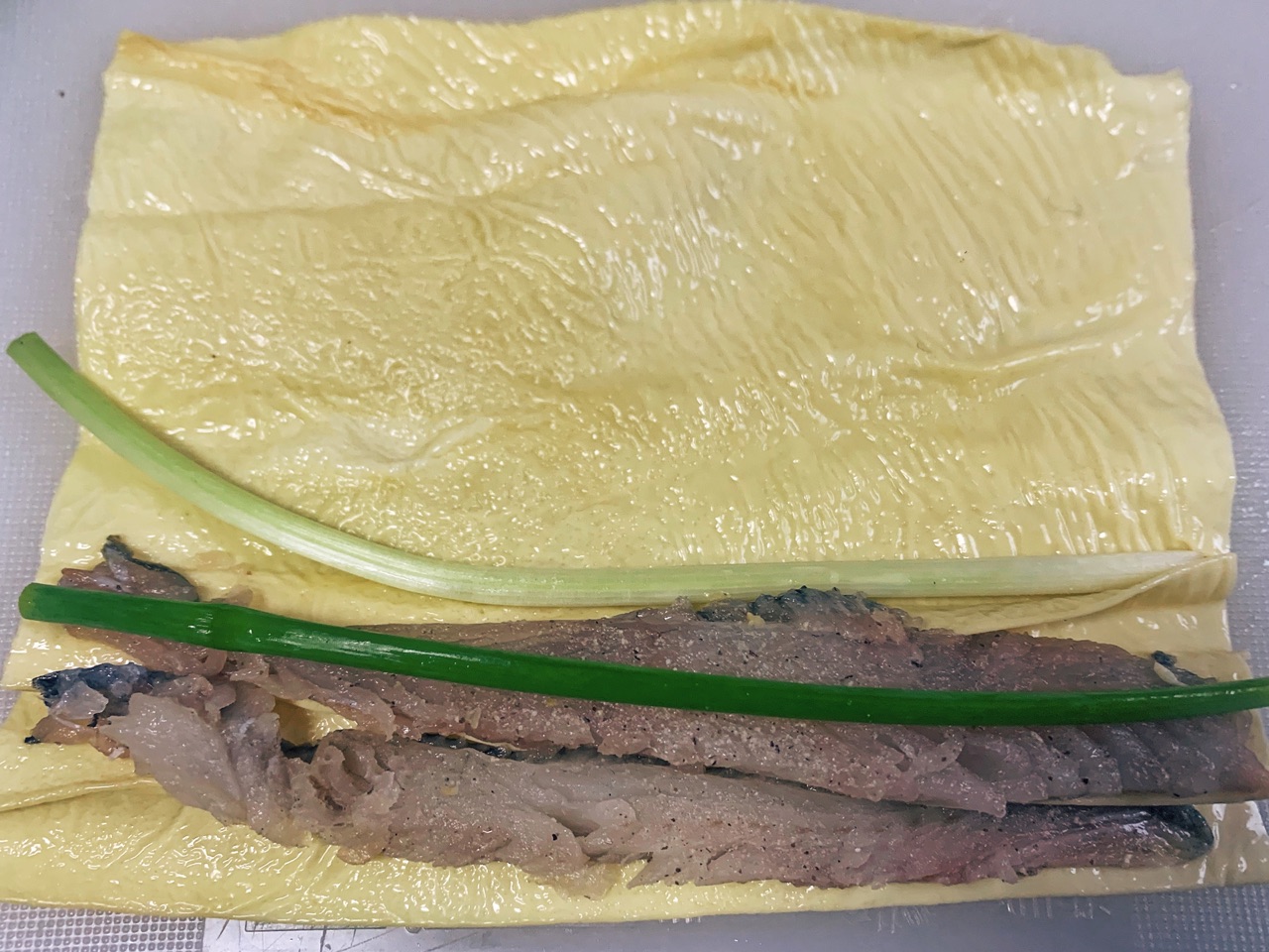 腐皮黄鱼卷