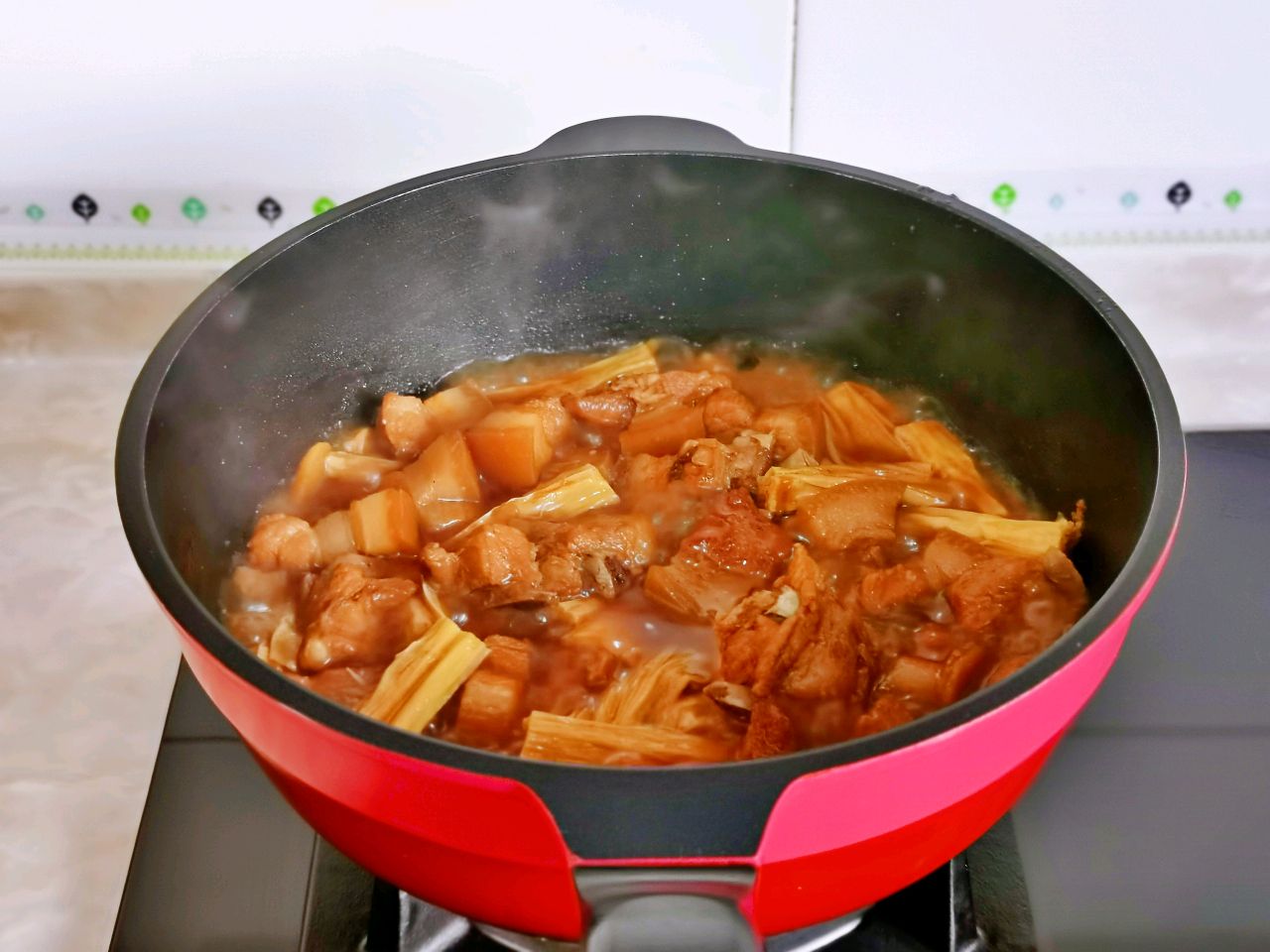 腐竹红烧肉