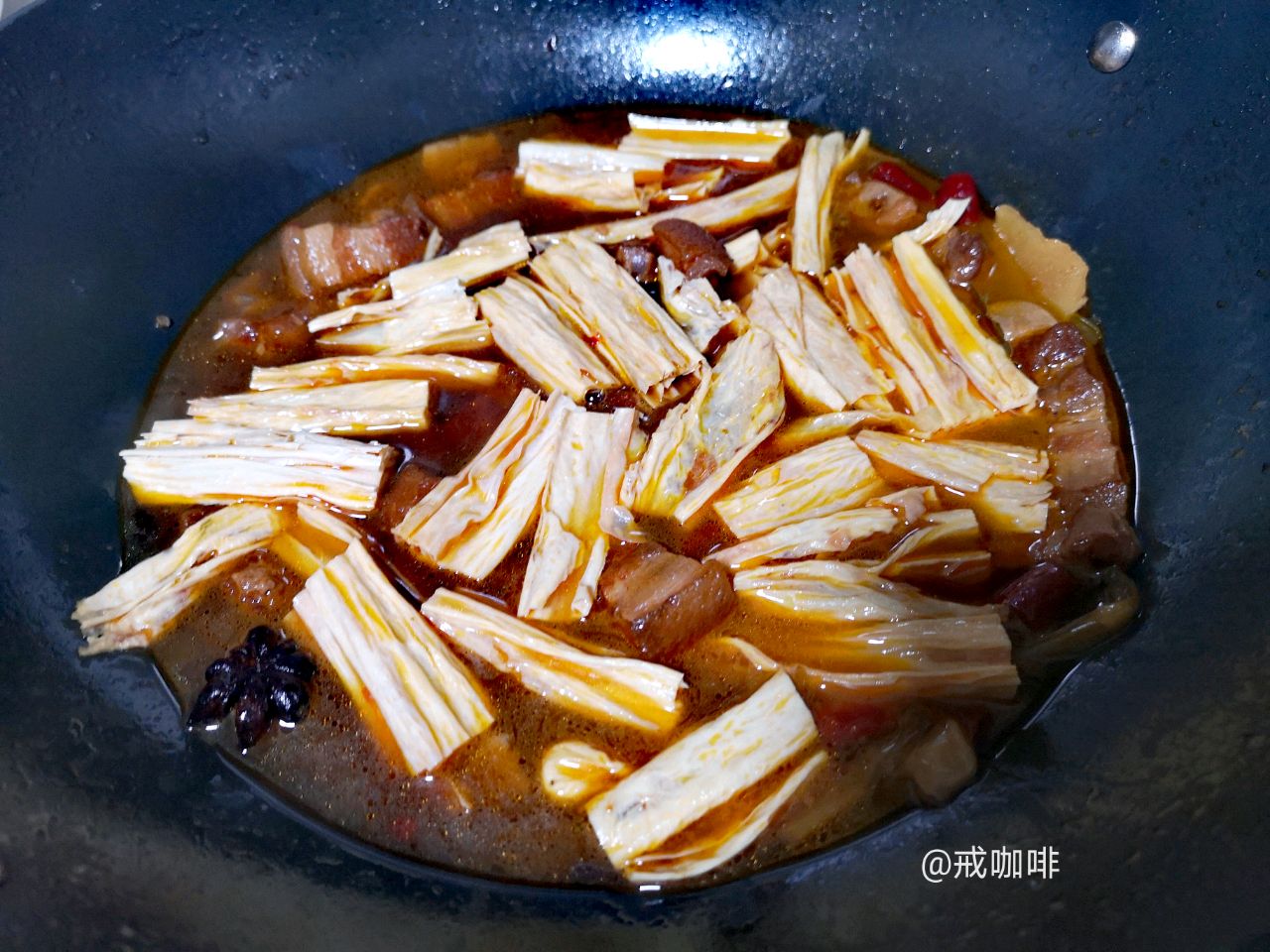 腐竹红烧肉