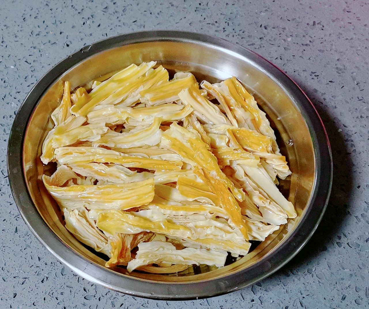 腐竹菌菇煲