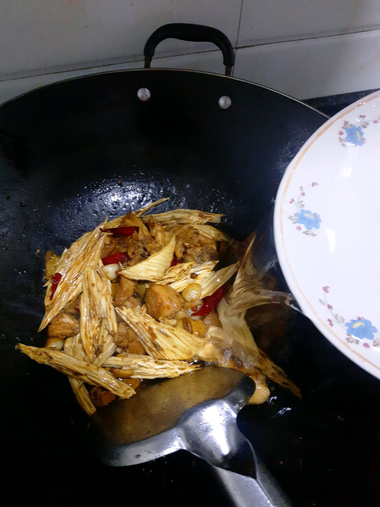 腐竹烧鸡块