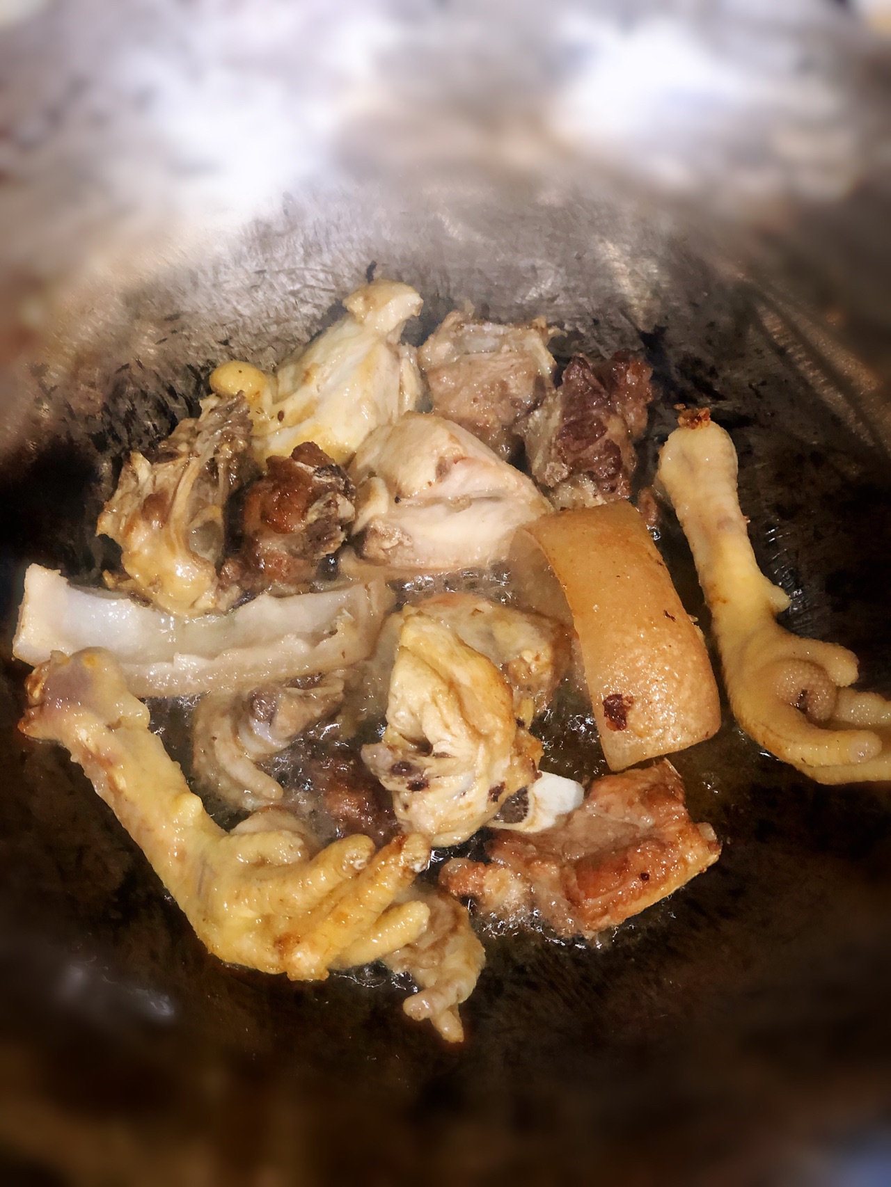 干鲍鱼焖鲜鲍鱼