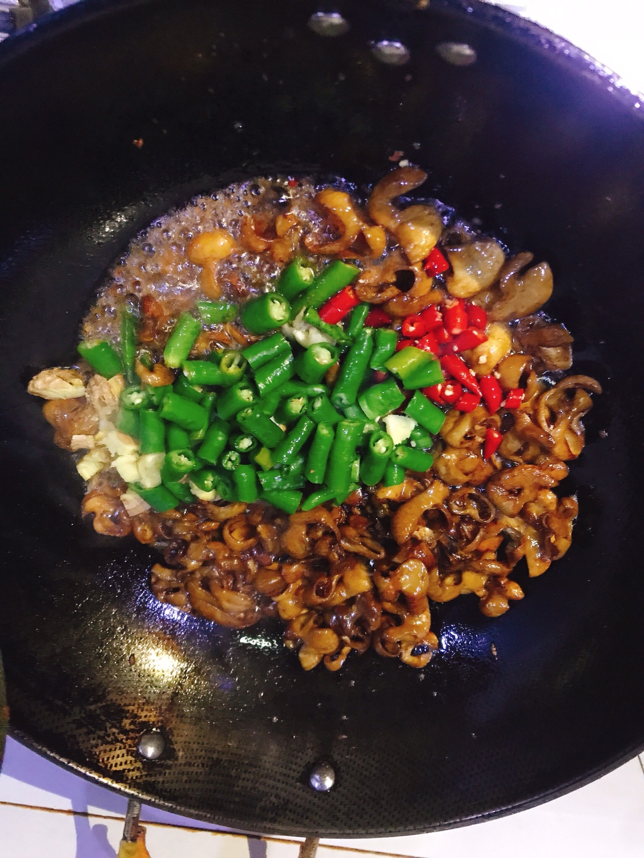 干煸爆肥肠