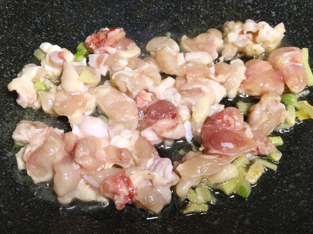 干煸鸡腿肉