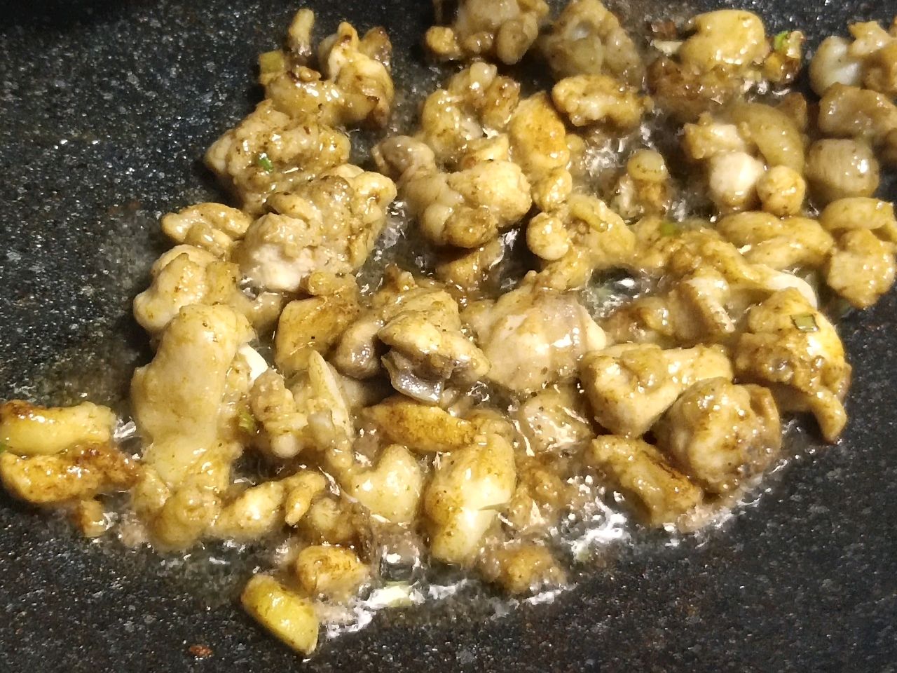 干煸鸡腿肉