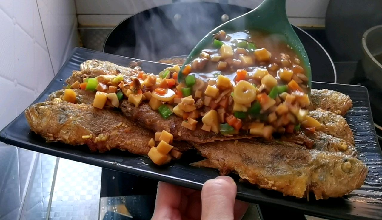 干煸小黄鱼