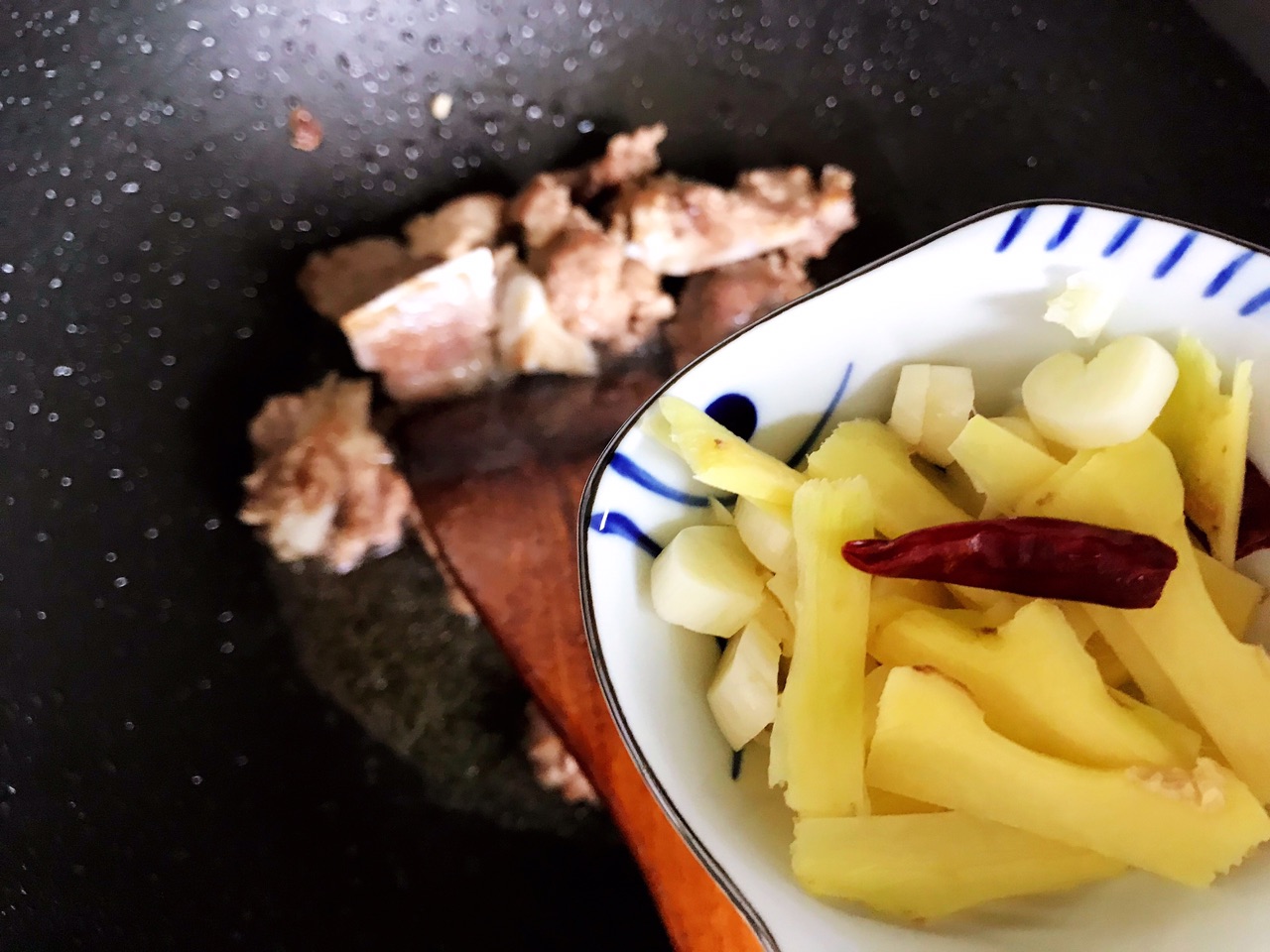 干豆角粉丝炖排骨