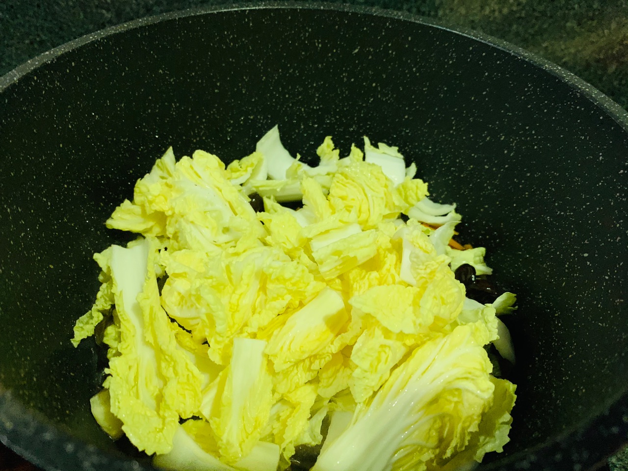 感恩爱人：白菜炒木耳