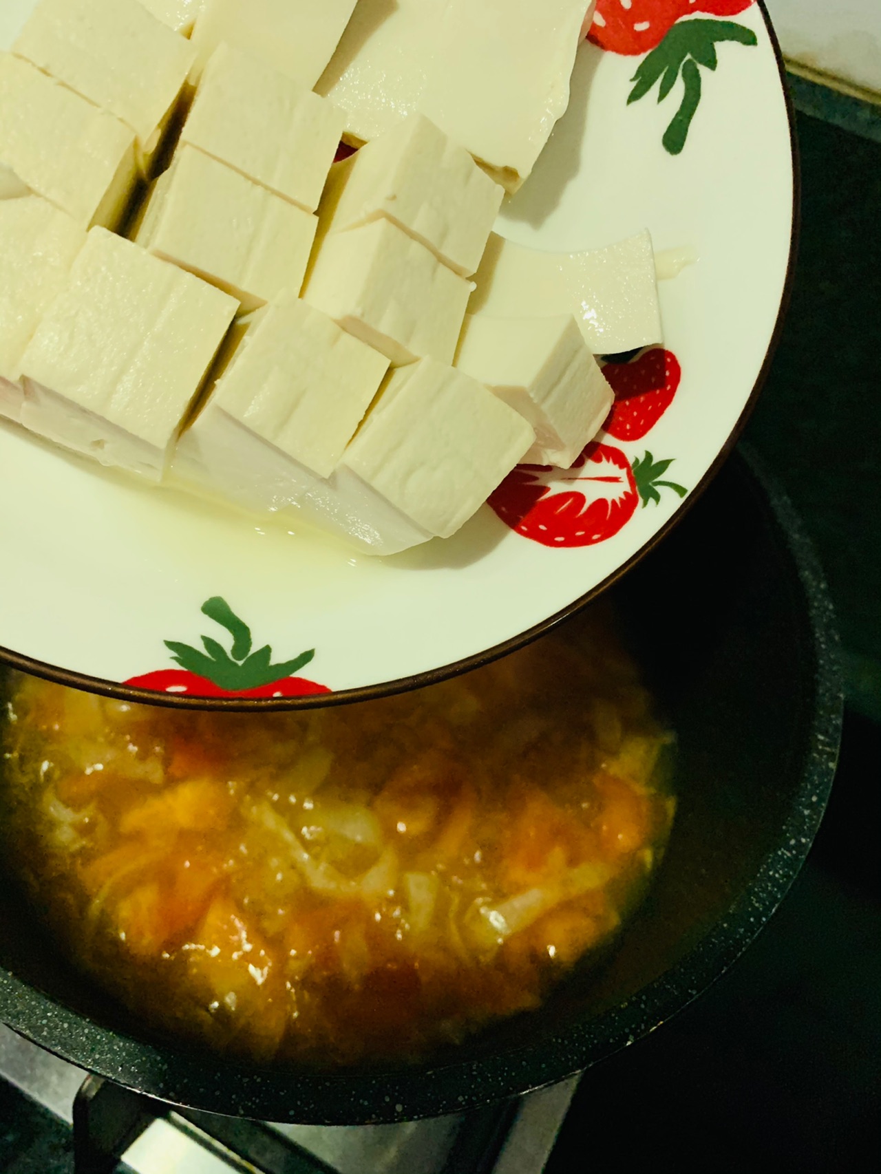 感恩孩子：西红柿豆腐鱼面汤