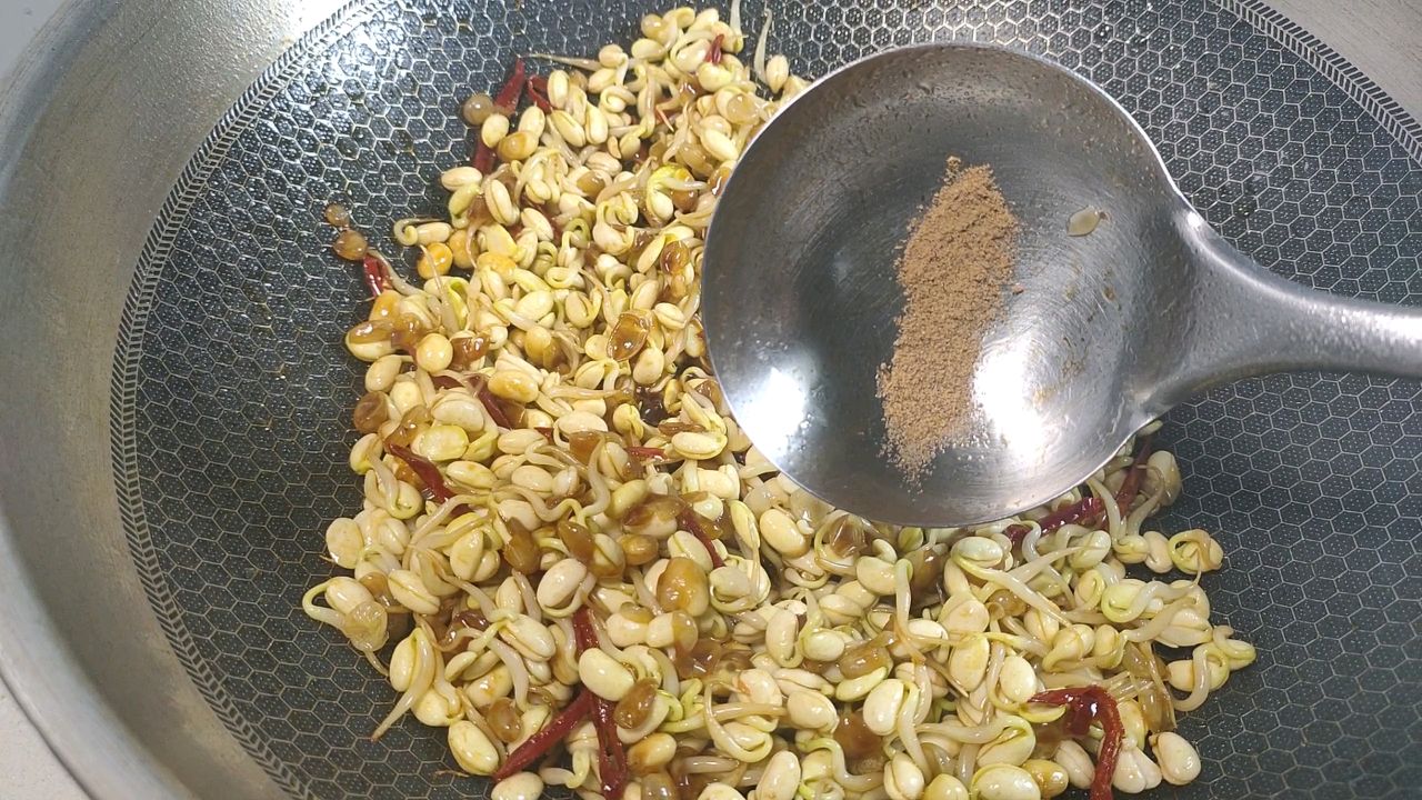 感恩节美食:笨豆芽炒粉