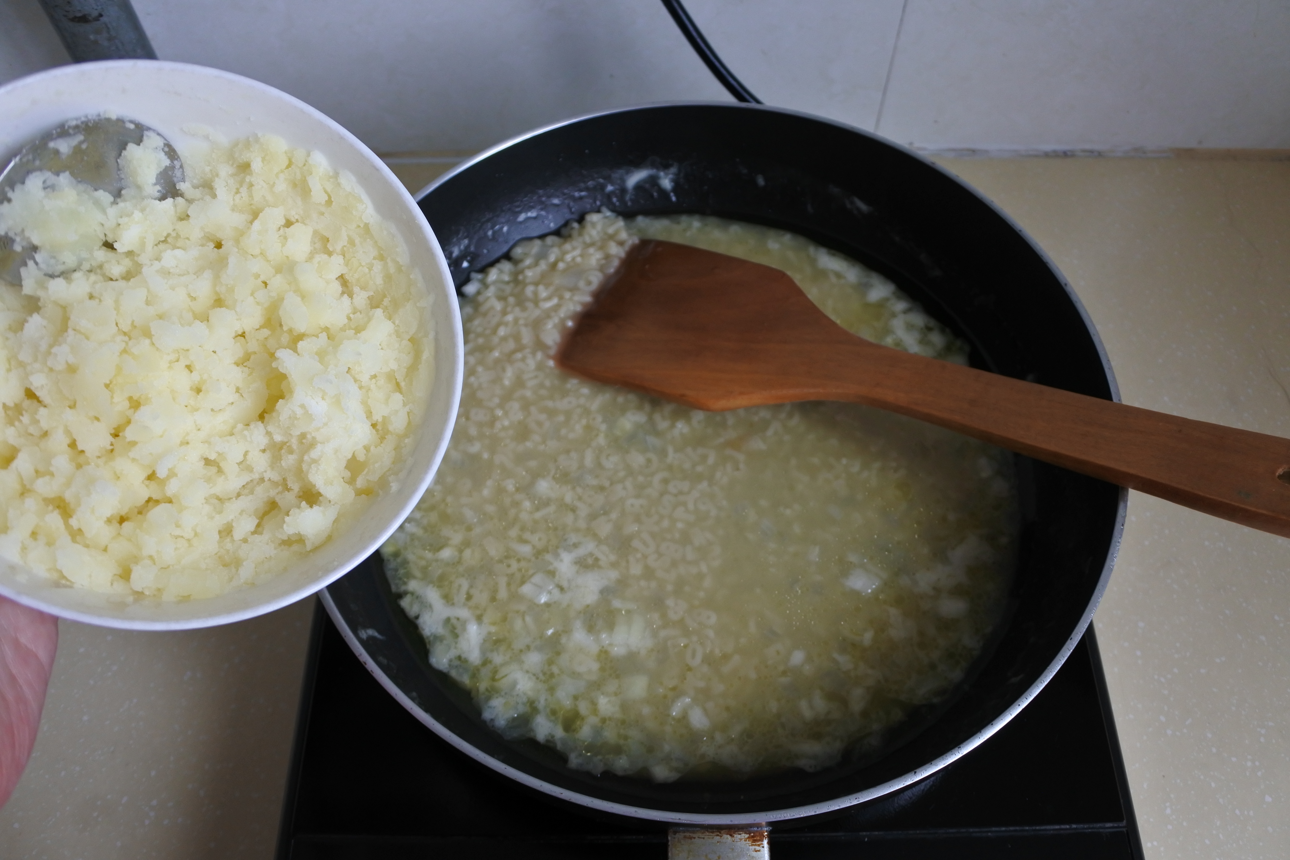 感恩节美食：意式香草面条汤