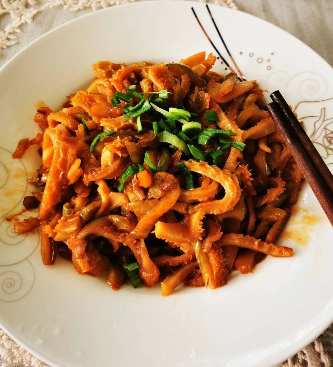 干饭人必备的榨菜炒羊肚丝